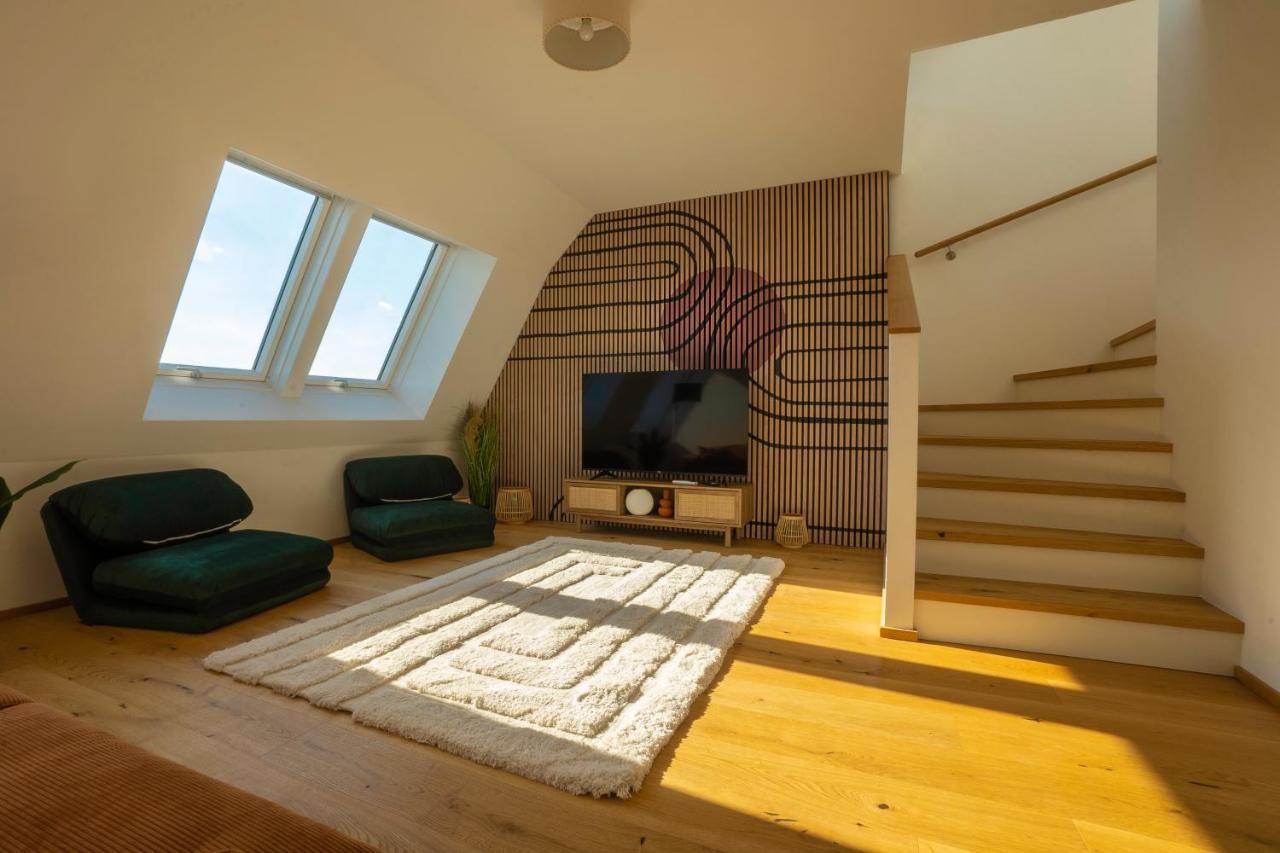 Orestaliving - Penthouse In 2Nd District With View فيينا المظهر الخارجي الصورة