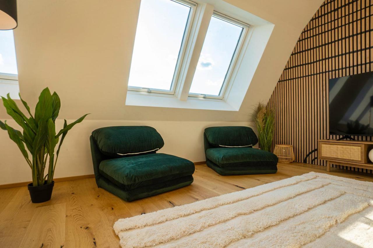 Orestaliving - Penthouse In 2Nd District With View فيينا المظهر الخارجي الصورة